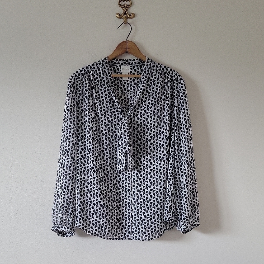 Chico's Black White Sheer Geometric Print Tie Neck Button Down Size XL